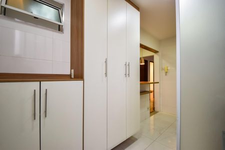Apartamento à venda com 80m², 2 quartos e sem vagaÁrea de Serviço