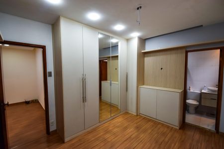 Apartamento à venda com 80m², 2 quartos e sem vagaSuíte
