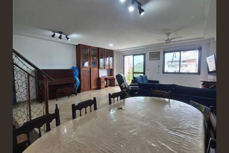 Apartamento à venda com 300m², 4 quartos e 3 vagasSala