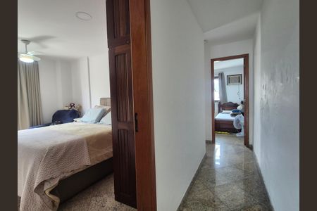 Apartamento à venda com 300m², 4 quartos e 3 vagasCorredor