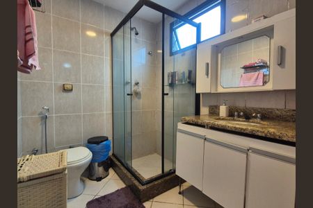 Apartamento à venda com 300m², 4 quartos e 3 vagasBanheiro da Suíte