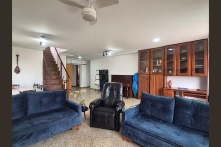 Apartamento à venda com 300m², 4 quartos e 3 vagasSala