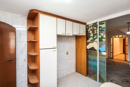 Casa à venda com 210m², 3 quartos e 2 vagasCozinha