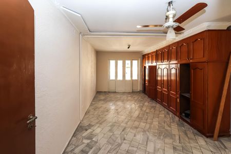 Casa à venda com 210m², 3 quartos e 2 vagasQuarto 1