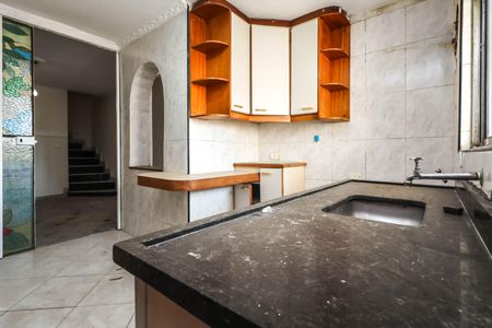 Casa à venda com 210m², 3 quartos e 2 vagasCozinha