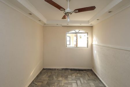 Casa à venda com 210m², 3 quartos e 2 vagasQuarto 2