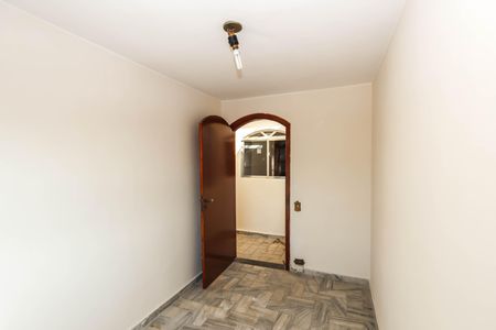 Casa à venda com 210m², 3 quartos e 2 vagasQuarto 3