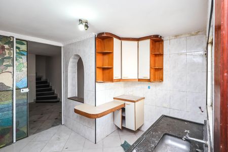 Casa à venda com 210m², 3 quartos e 2 vagasCozinha