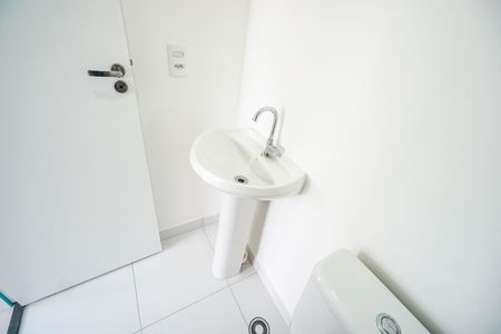 Apartamento para alugar com 35m², 2 quartos e sem vaga Apartamento para alugar com 35m², 2 quartos e sem vagaBanheiro
