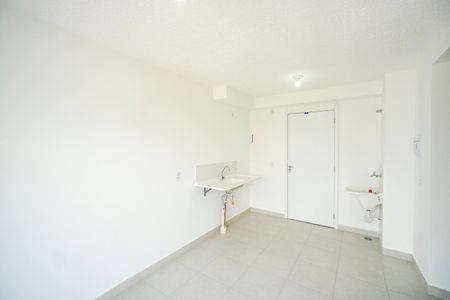 Apartamento para alugar com 35m², 2 quartos e sem vaga Apartamento para alugar com 35m², 2 quartos e sem vagaSala/Cozinha