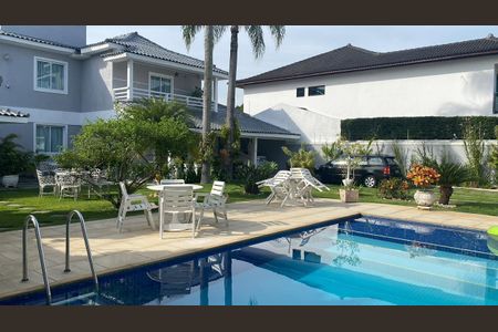 Casa de condomínio à venda com 530m², 5 quartos e 3 vagasÁrea Externa