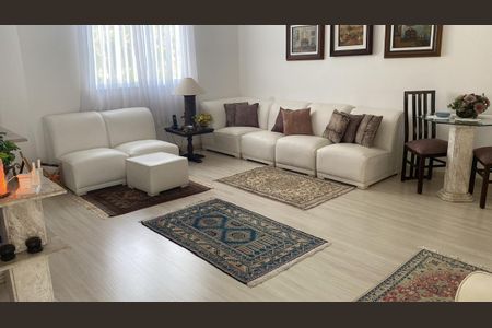 Sala de casa de condomínio à venda com 5 quartos, 530m² em Barra da Tijuca, Rio de Janeiro