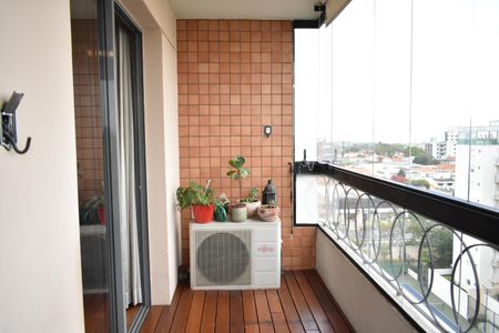 Apartamento à venda com 118m², 3 quartos e 2 vagasSacada