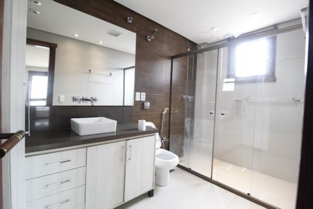 Apartamento à venda com 400m², 3 quartos e 3 vagasBanheiro da Suíte 1