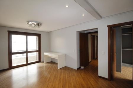 Apartamento à venda com 400m², 3 quartos e 3 vagasSuíte 1