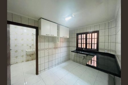 Casa para alugar com 150m², 3 quartos e 2 vagasCozinha