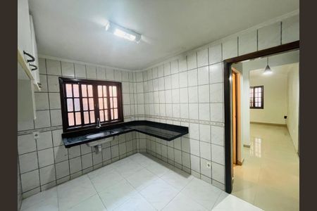 Casa para alugar com 150m², 3 quartos e 2 vagasCozinha