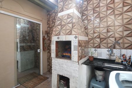 Casa de condomínio à venda com 81m², 3 quartos e 2 vagasÁrea gourmet