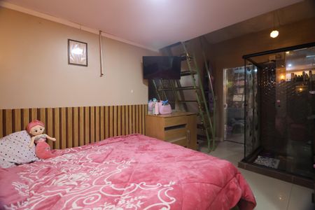 Casa de condomínio à venda com 81m², 3 quartos e 2 vagasSuíte