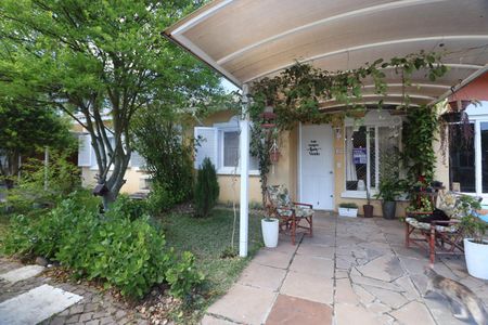 Casa de condomínio à venda com 81m², 3 quartos e 2 vagasFachada