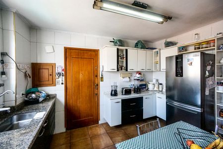 Apartamento para alugar com 115m², 3 quartos e 1 vaga Apartamento para alugar com 115m², 3 quartos e 1 vagaCozinha