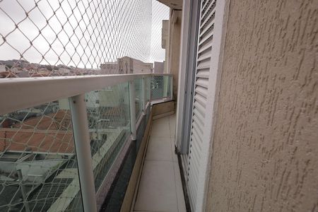 Apartamento à venda com 79m², 3 quartos e 2 vagasSacada do Quarto 1 e 2