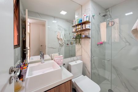 Apartamento à venda com 126m², 3 quartos e 2 vagasBanheiro da Suíte