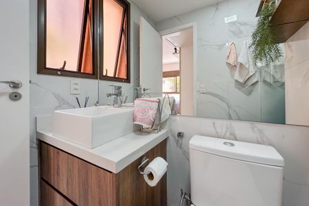 Apartamento à venda com 126m², 3 quartos e 2 vagasBanheiro da Suíte