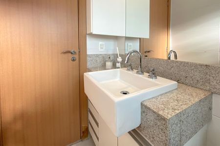 Apartamento à venda com 98m², 4 quartos e 3 vagasBanheiro