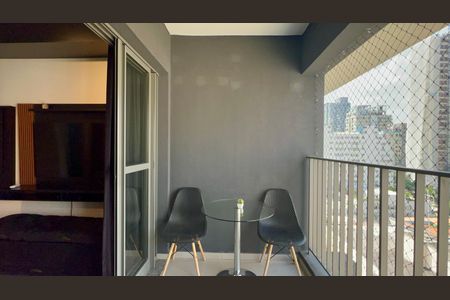 Studio à venda com 31m², 1 quarto e sem vagaVaranda