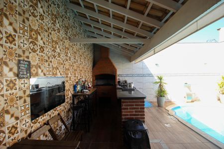 Casa para alugar com 400m², 1 quarto e 1 vagaÁrea comum