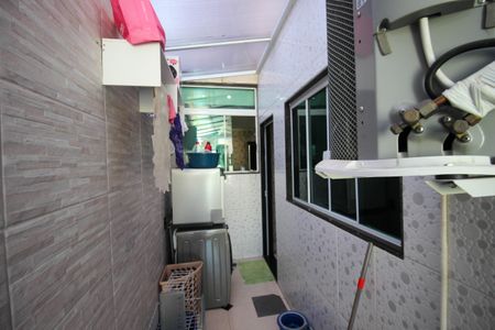 Casa para alugar com 400m², 1 quarto e 1 vagaÁrea de Serviço