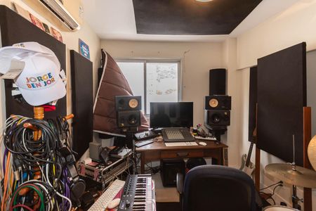 Apartamento à venda com 92m², 3 quartos e 1 vagaQuarto 2