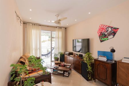 Apartamento à venda com 92m², 3 quartos e 1 vagaSala