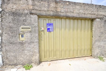 Casa para alugar com 74m², 1 quarto e 3 vagas Casa para alugar com 74m², 1 quarto e 3 vagasFachada