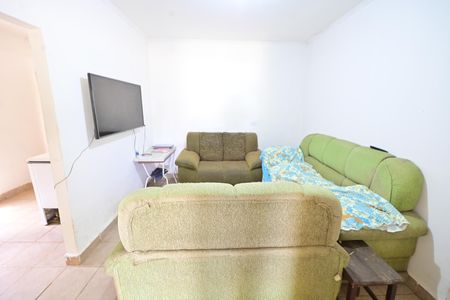 Sala de casa para alugar com 1 quarto, 74m² em Jardim Itaipu, Goiânia