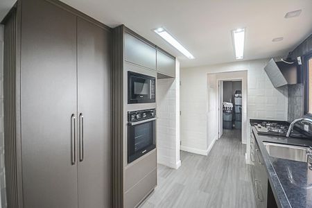 Apartamento à venda com 288m², 3 quartos e 3 vagasCozinha
