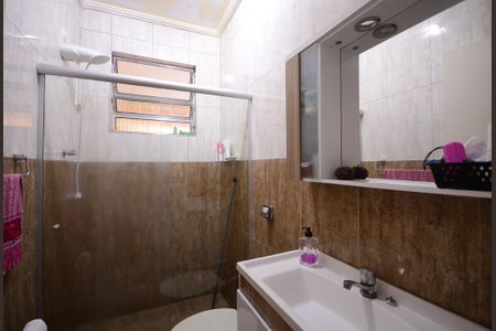 Casa à venda com 400m², 9 quartos e 2 vagasCasa 2- Banheiro social 