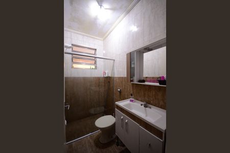 Casa à venda com 400m², 9 quartos e 2 vagasCasa 2- Banheiro social 