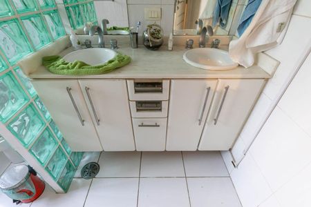 Apartamento para alugar com 150m², 3 quartos e 1 vagaBanheiro da Suíte
