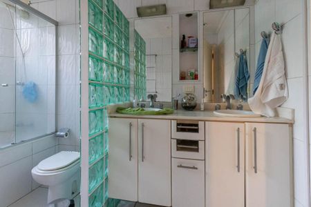 Apartamento para alugar com 150m², 3 quartos e 1 vagaBanheiro da Suíte