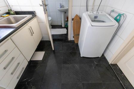 Apartamento para alugar com 150m², 3 quartos e 1 vagaÁrea de Serviço