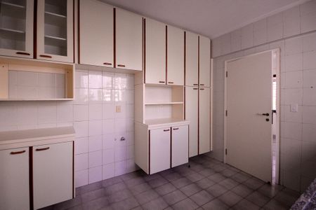 Apartamento à venda com 384m², 3 quartos e 4 vagasCozinha