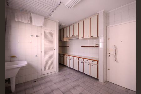 Apartamento à venda com 384m², 3 quartos e 4 vagasÁrea de Serviço