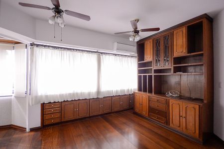 Apartamento à venda com 384m², 3 quartos e 4 vagasCorredor