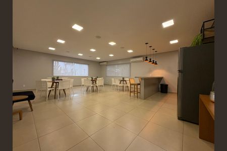 Apartamento para alugar com 47m², 2 quartos e 1 vaga Apartamento para alugar com 47m², 2 quartos e 1 vagaÁrea comum - Salão de festas