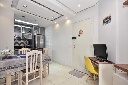 Sala de apartamento à venda com 2 quartos, 54m² em Jardim Monte Alegre, Taboão da Serra