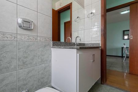 Apartamento para alugar com 154m², 3 quartos e 2 vagasBanheiro social