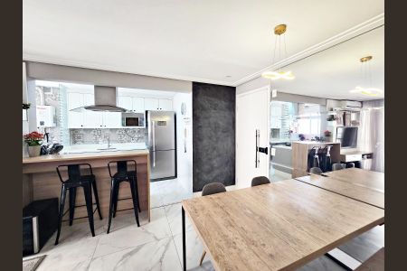 Apartamento à venda com 64m², 2 quartos e 1 vagaSala