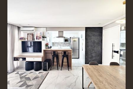 Sala de apartamento à venda com 2 quartos, 64m² em Vila Augusta, Guarulhos